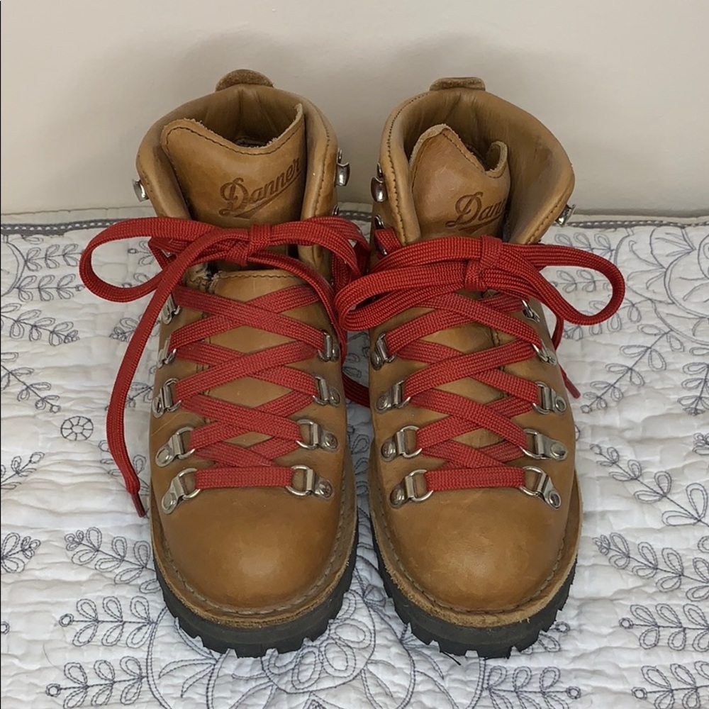 Danner Mountain Lite Hiking Boot